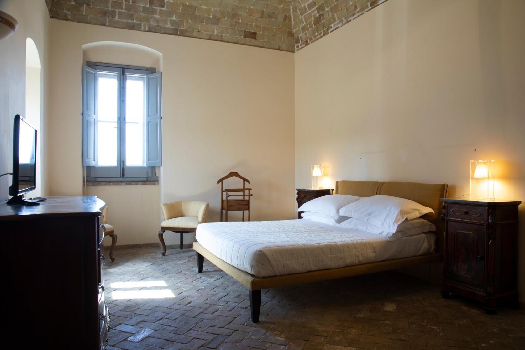 Masseria Celentano Relais & Agriturismo 圣塞韦罗 外观 照片