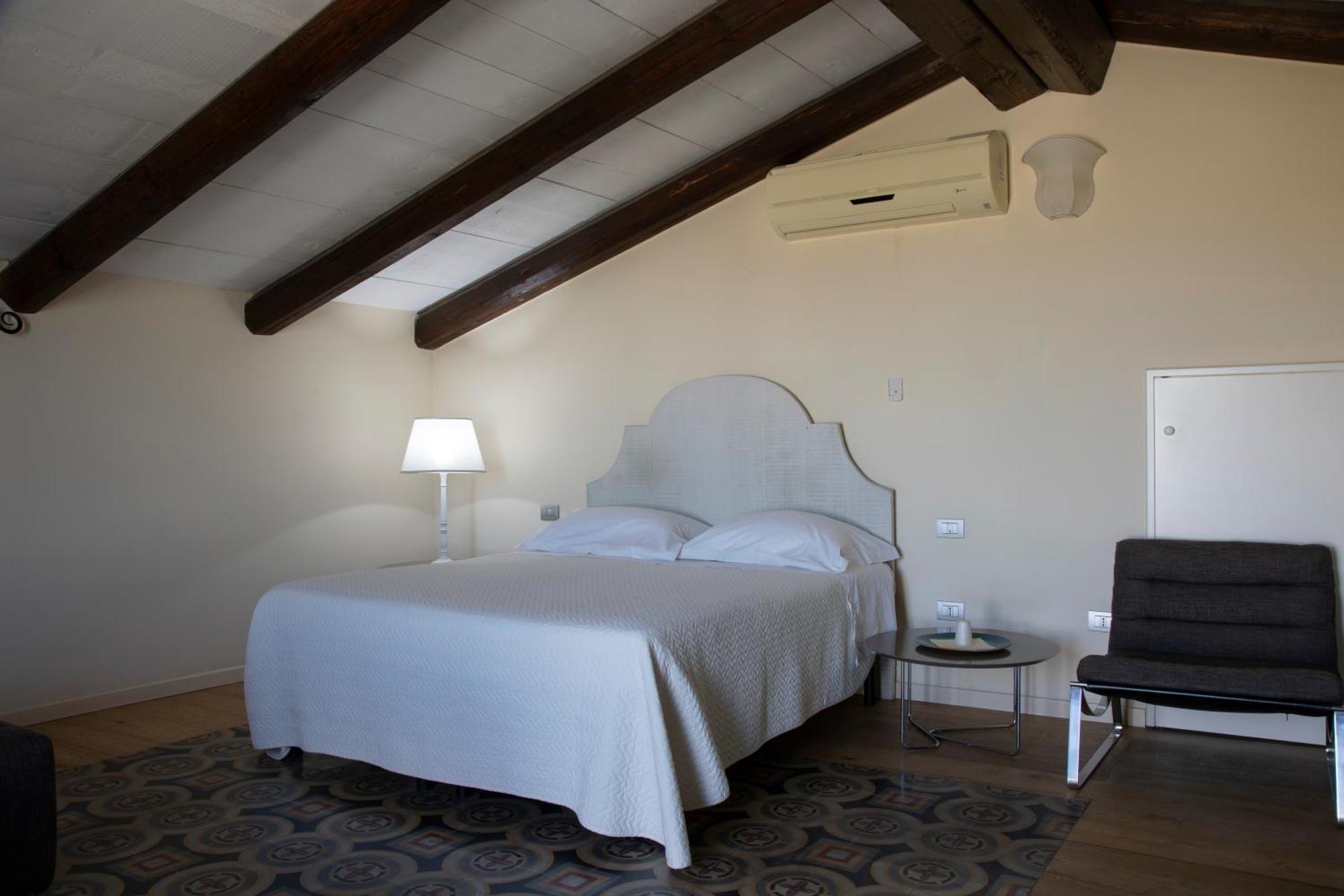 Masseria Celentano Relais & Agriturismo 圣塞韦罗 外观 照片