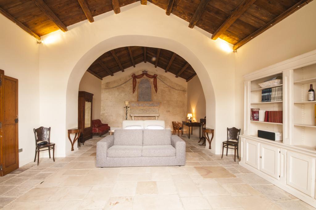 Masseria Celentano Relais & Agriturismo 圣塞韦罗 外观 照片